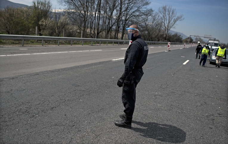 Dron s velikom količinom eksploziva ušao u članicu NATO-a. Eksplodirao kod plinovoda